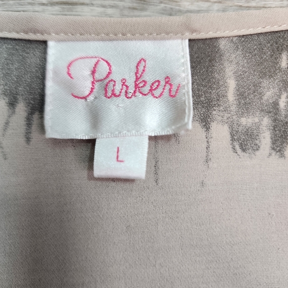 PARKER Silk Beige Green Short Sleeve Top Keyhole Blouse Size Large - Picture 5 of 12